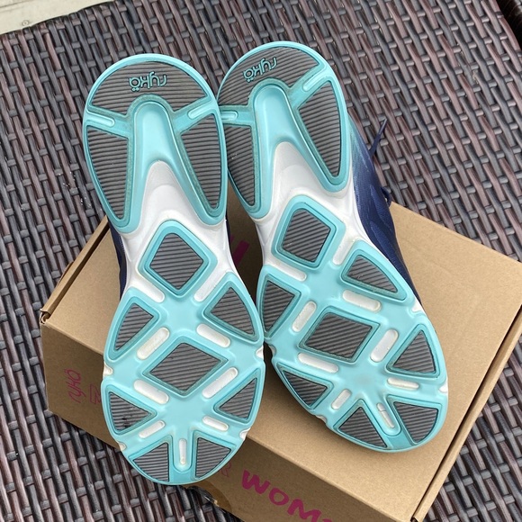 NEW Ryka Women's Athletic Shoes in Navy and Aqua - Picture 3 of 4